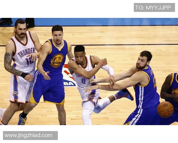 勇士与雷霆激战全场回放精彩瞬间回顾2月7号比赛分析与亮点解读